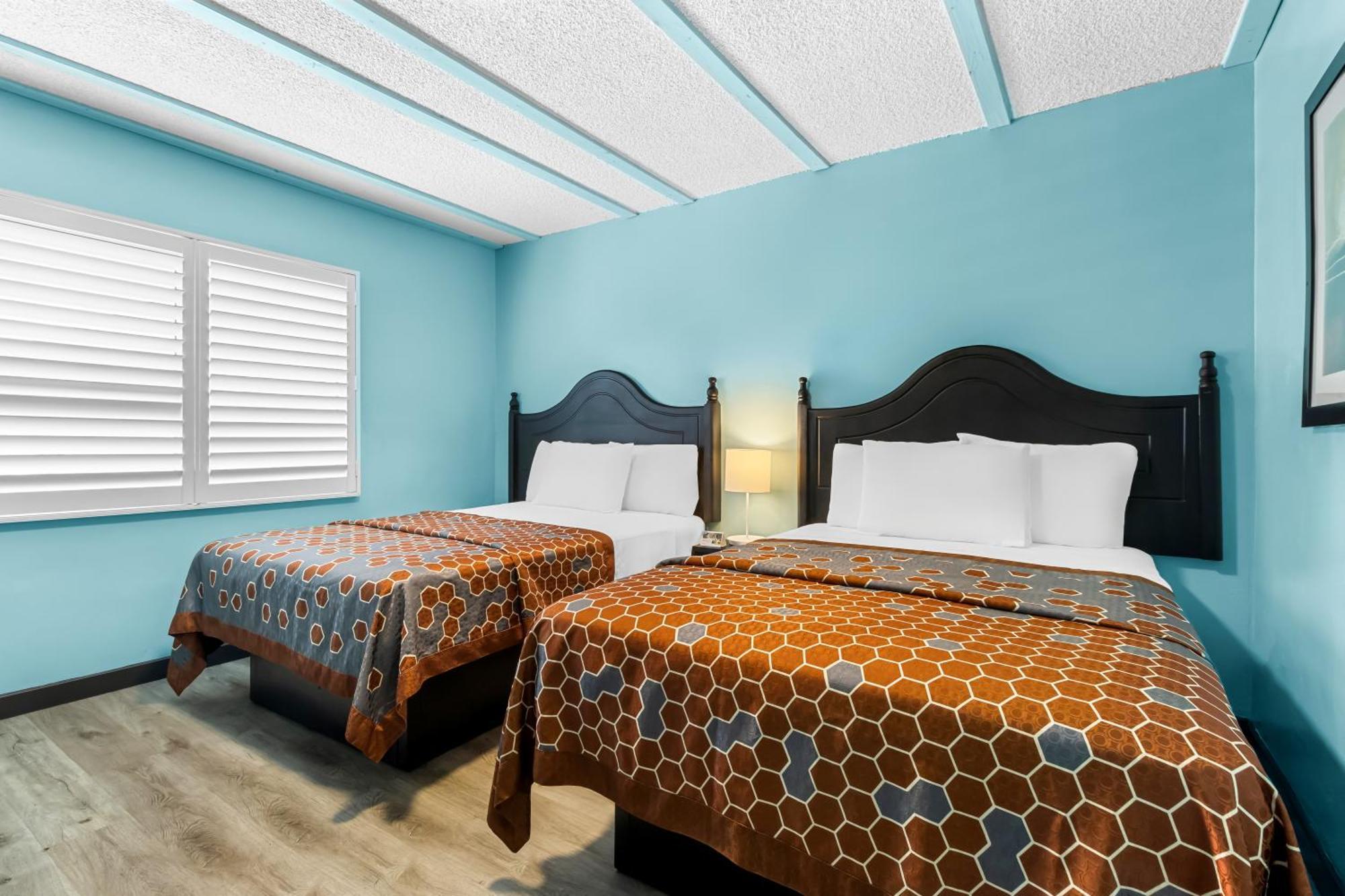 Rodeway Inn & Suites North Hollywood Burbank Airport - Universal Area Los Angeles Esterno foto